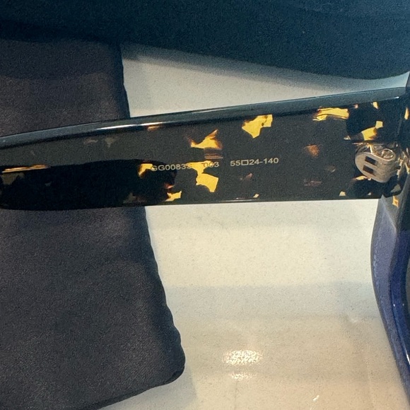 Rare New Gucci sunglasses - Picture 7 of 9